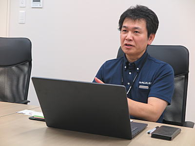 送り状名人導入時の岡山工場部品センター長 小山 雄三様