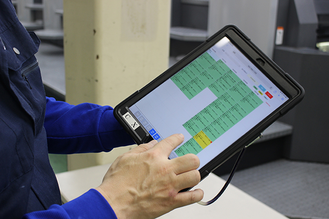 現場でも手軽に操作できるタブレットでの工程管理